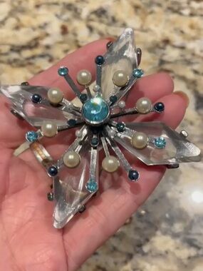 Retro Atomic Starburst Brooch – Lucite, Pearls & Aquamarine Rhinestones 1950s